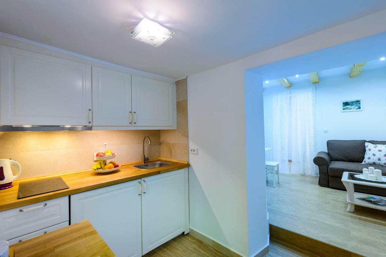 Leona Apartments Dubrovnik Bagian luar foto