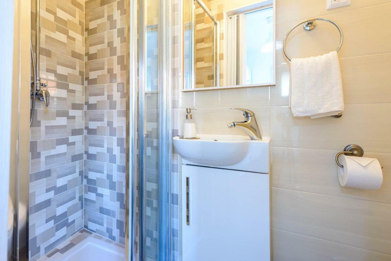 Leona Apartments Dubrovnik Bagian luar foto