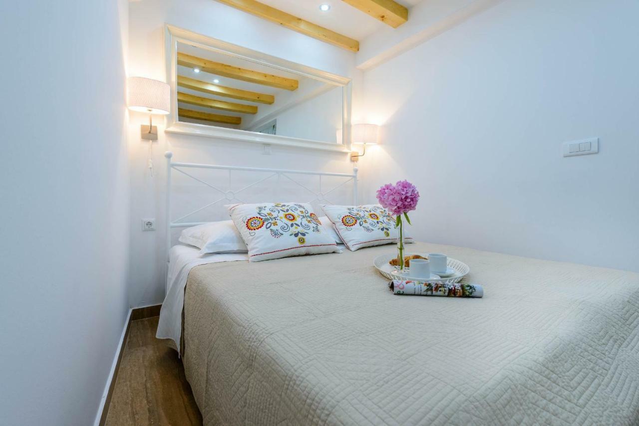 Leona Apartments Dubrovnik Bagian luar foto